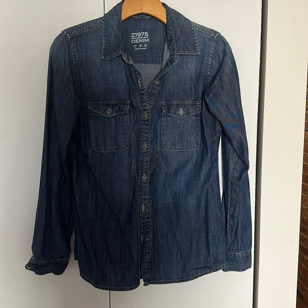Zara Denim Button Down size Small
